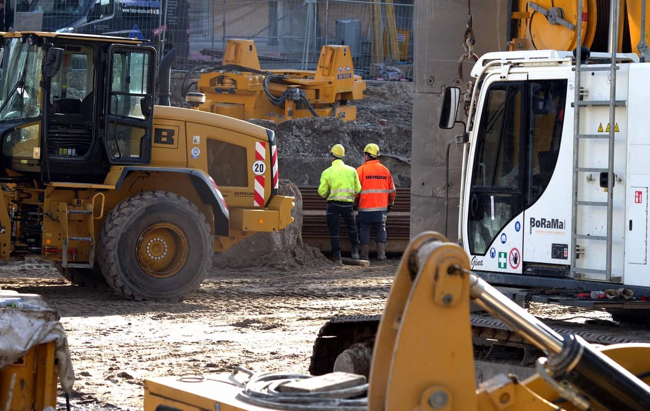 Reduce Operational Costs with the Right Construction Machinery