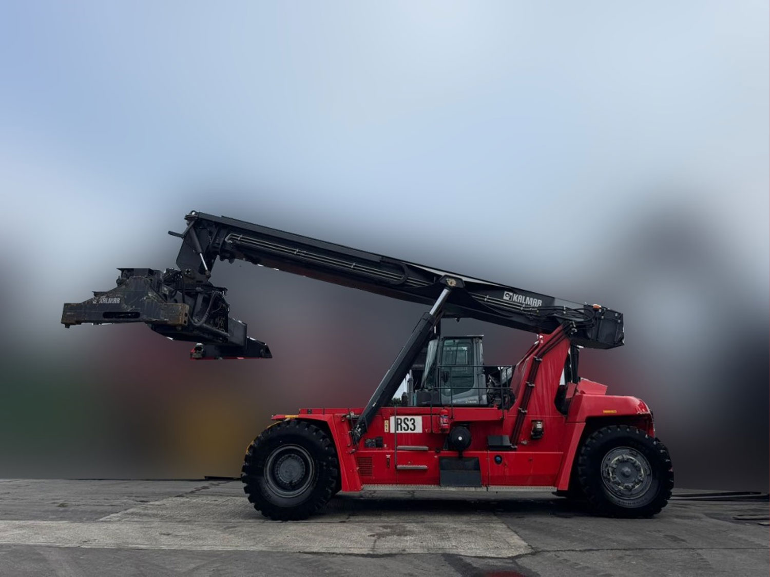 Used Kalmar Reach Stacker DRG450‑65S6X (2019)