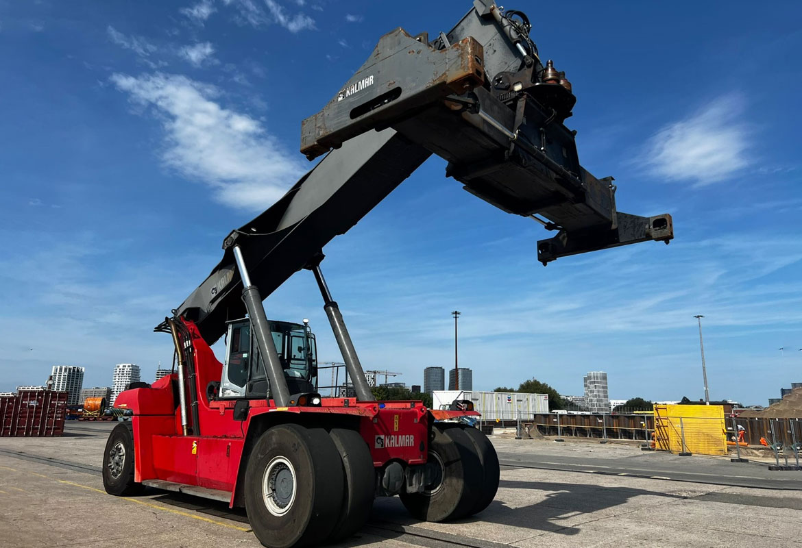 Used Kalmar Reach Stacker