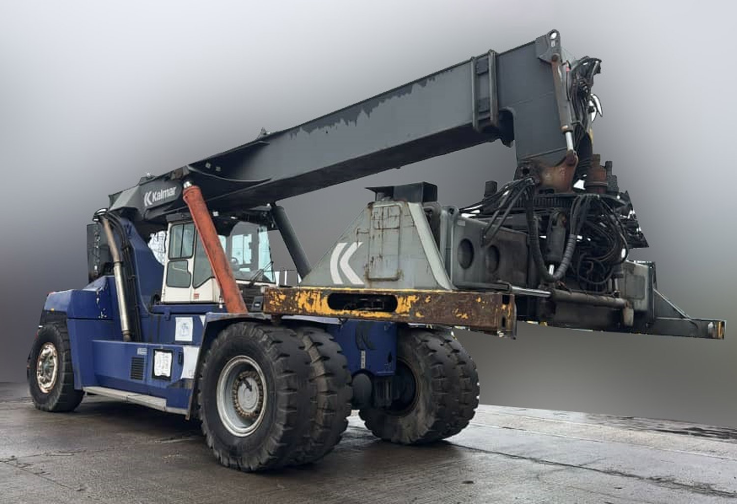 Used Kalmar DRF450‑65S5 Reach Stacker